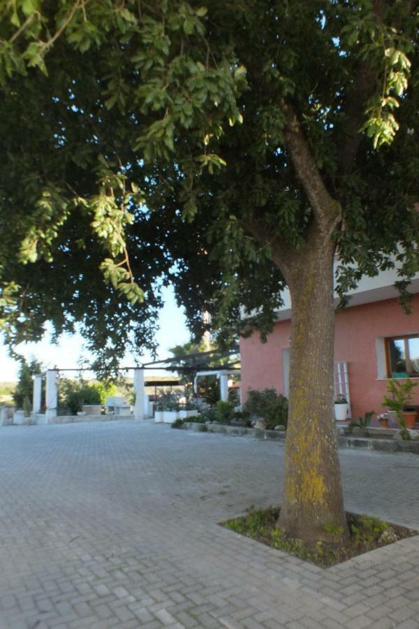 La Vallonea Casamassella Buitenkant foto